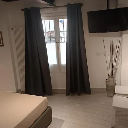 Ca Del Gambero Canal View ונציה
