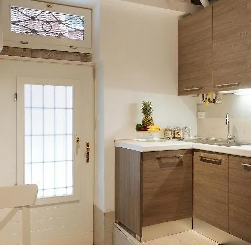 Ca Del Gambero Canal View