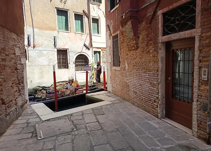 Ca Del Gambero Canal View Velence